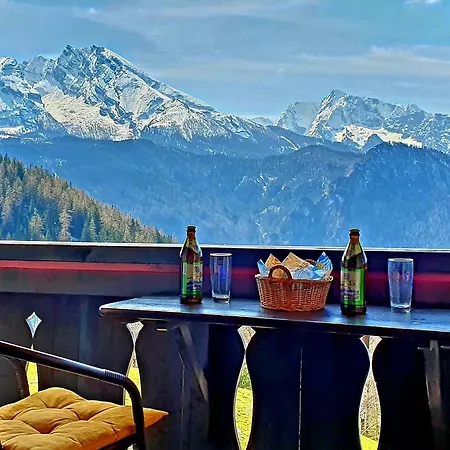 3 Bergpanorama Und Atenberaubende Alpine Almlandschaft Fuer Absolute Nichtraucher *